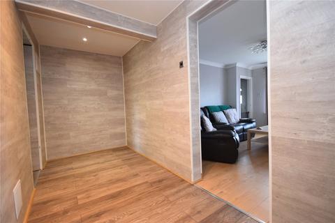 3 bedroom semi-detached house for sale, East Grange Square, Leeds, West Yorkshire