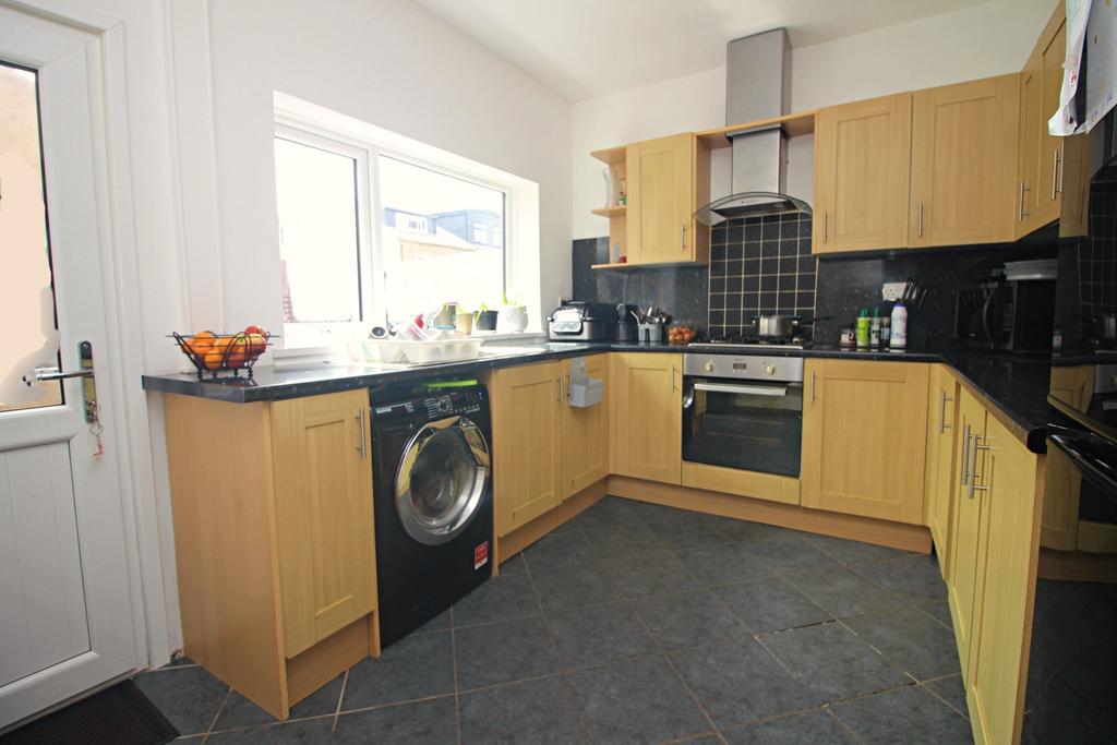 Fitted Kitchen