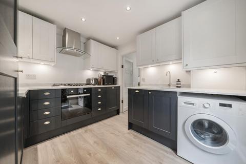11 Steerforth Street, London, SW18 4HH