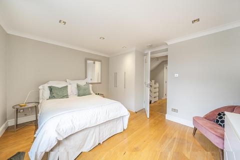 109 Redriff Road, London, SE16 7PS