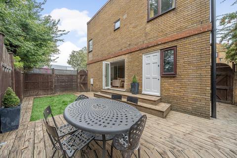 109 Redriff Road, London, SE16 7PS