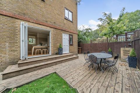 109 Redriff Road, London, SE16 7PS