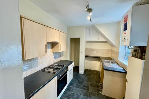 2 bedroom flat to rent, Woodbine Street, Gateshead NE8