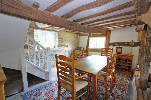 3 bedroom cottage for sale, The Green, Charlton WR10