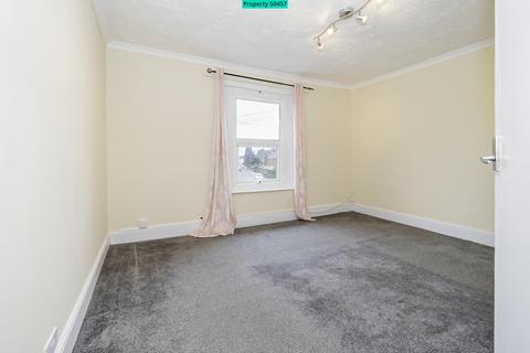 2 bedroom flat to rent, South East Road, Southampton, SO19 8TR