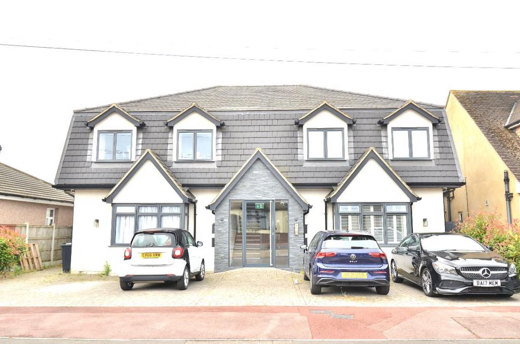 Goring Road, Dagenham 2 bed apartment to rent £2,000 pcm (£462 pw)