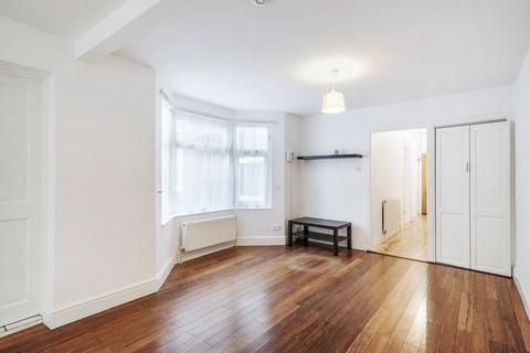 2 bedroom flat for sale, Spencer Road, Harrow HA3