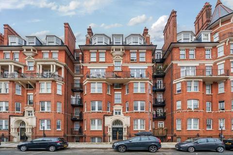 3 bedroom apartment to rent, Queen Caroline Street, Hammersmith
