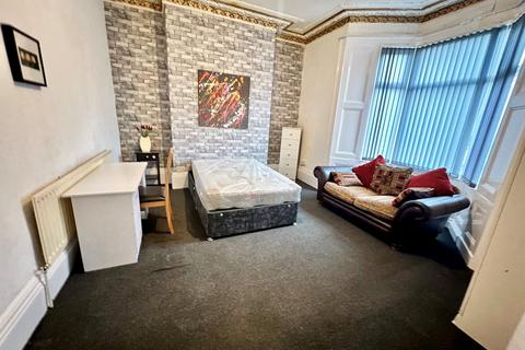 4 bedroom terraced house to rent, Havelock Terrace, Sunderland, SR2