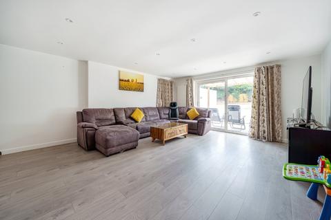 5 bedroom detached house for sale, Bath Road, Taplow, SL6