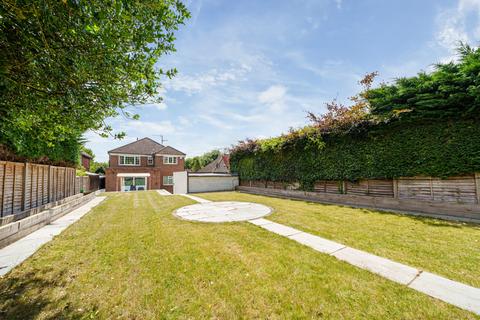674a Bath Road, Taplow, Maidenhead, SL6 0NZ