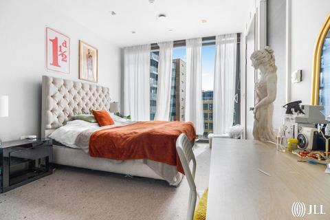 2 bedroom apartment for sale, Nougat Court, Taylor Place, London, E3