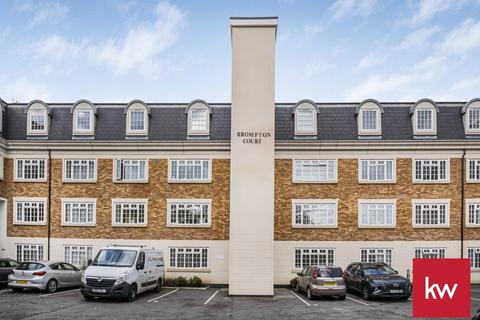 2 bedroom apartment to rent, Brompton Court, Bromley, Kent