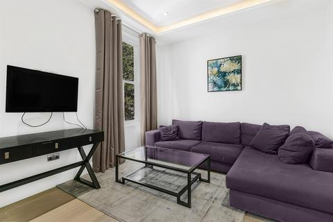 2 bedroom flat to rent, London W2