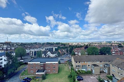 2 bedroom apartment for sale, Dyke Road, Brighton.