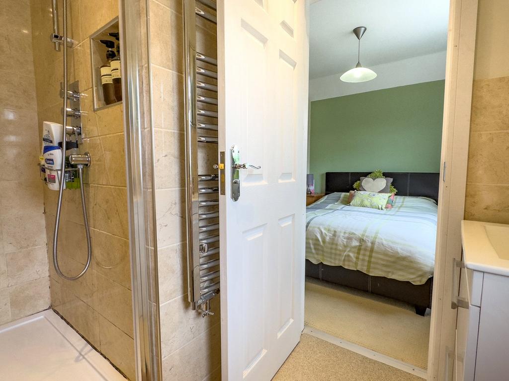 Ensuite/Bedroom