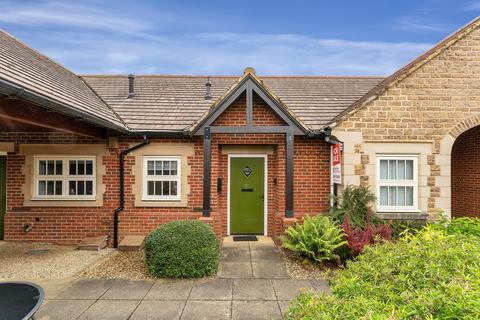 1 bedroom bungalow for sale, Huntsmans Drive, Oakham