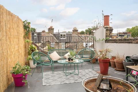 1 bedroom flat for sale, Hackney, London E9