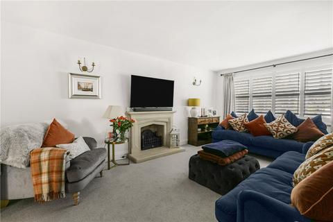 undefined, Dunstable Road, Studham, LU6