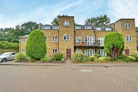 2 bedroom apartment for sale, High Street, London N14