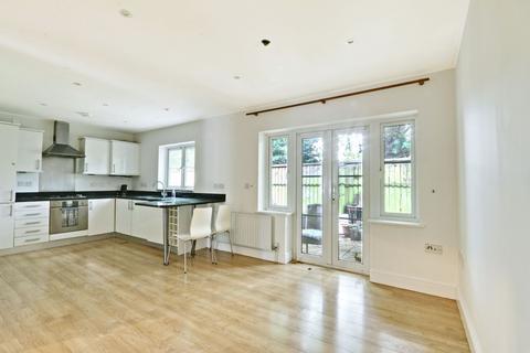 2 bedroom apartment for sale, High Street, London N14