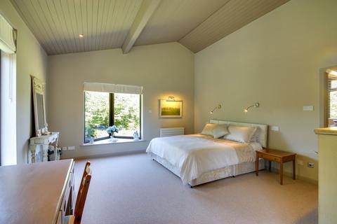 Brook House Brook Hill, Norley Wood, Lymington, SO41 5RQ