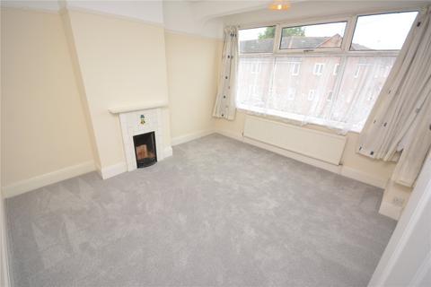 3 bedroom terraced house to rent, Crompton Street, CM1