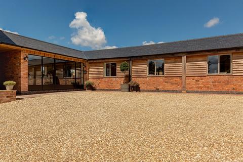 2 bedroom barn conversion for sale, Littleworth Farm, Honington, CV36