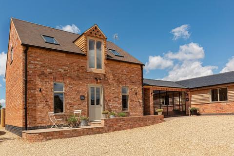 2 bedroom barn conversion for sale, Littleworth Farm, Honington, CV36