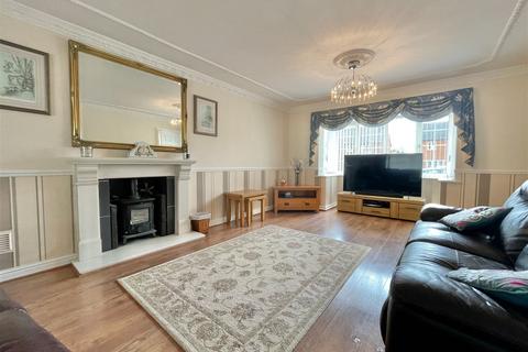 4 bedroom detached house for sale, Steeple View, March