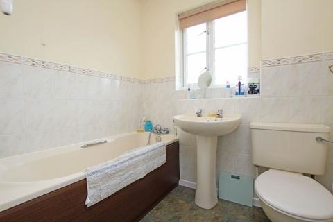 3 bedroom end of terrace house for sale, Ditchling Close, Eastbourne, BN23 8LS