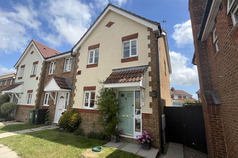 12 Ditchling Close, Eastbourne, BN23 8LS