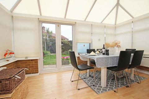 12 Ditchling Close, Eastbourne, BN23 8LS