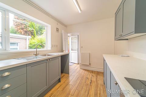 3 bedroom property for sale, Beynon Street, Newbridge, NP11