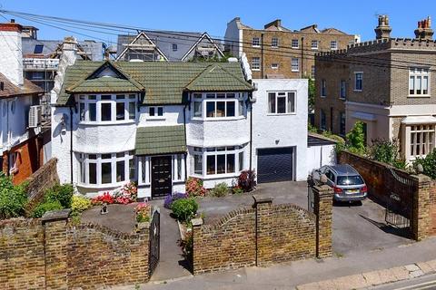 4 bedroom detached house for sale, Avenue Road, Herne Bay, Kent