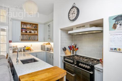 3 bedroom flat for sale, Adelaide Crescent, Hove, East Sussex, BN3