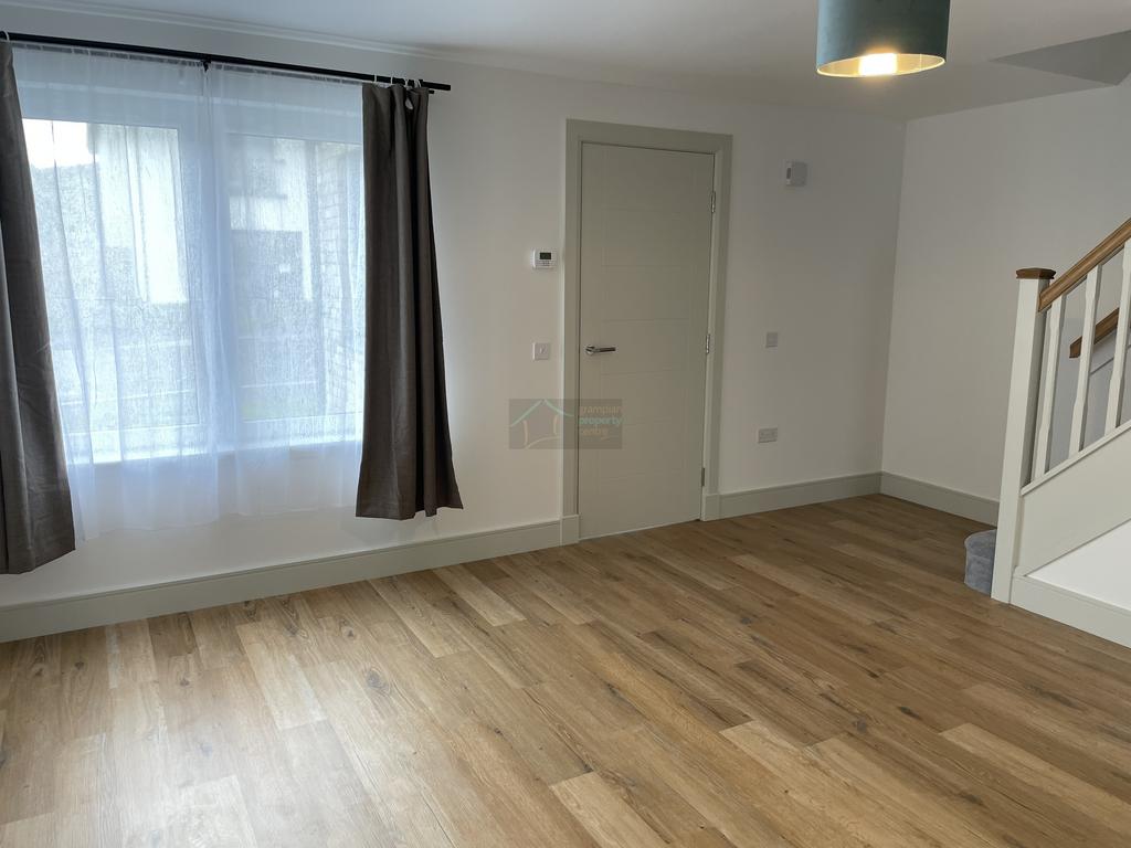 Lounge b.JPG