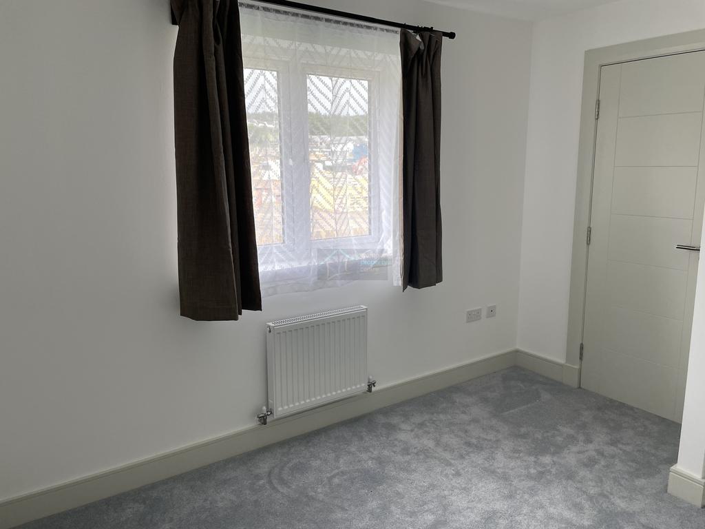 Bedroom 1a.JPG