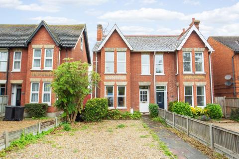 3 bedroom townhouse for sale, Canterbury Road, Herne Bay, CT6