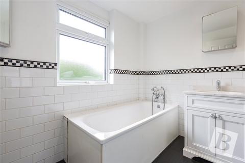 90 Berkeley Drive, Hornchurch, RM11 3PZ