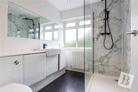 90 Berkeley Drive, Hornchurch, RM11 3PZ