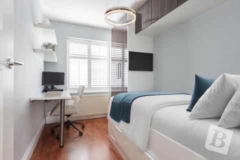 90 Berkeley Drive, Hornchurch, RM11 3PZ