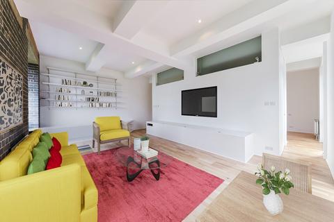 2 bedroom apartment to rent, Albert Dock, King Cross, N1