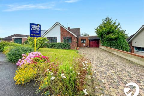 2 bedroom bungalow for sale, Shaftesbury Drive, Maidstone, Kent, ME16