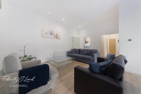 2 bedroom flat for sale, Silverdale Court, Goswell Road, Clerkenwell, EC1