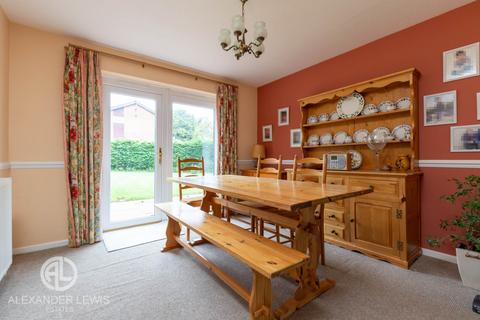 47 Aubreys, Letchworth Garden City, SG6 3TU