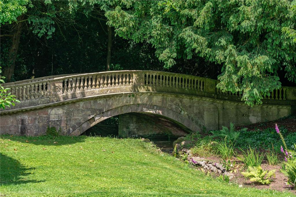Front Drive &amp; Bridge