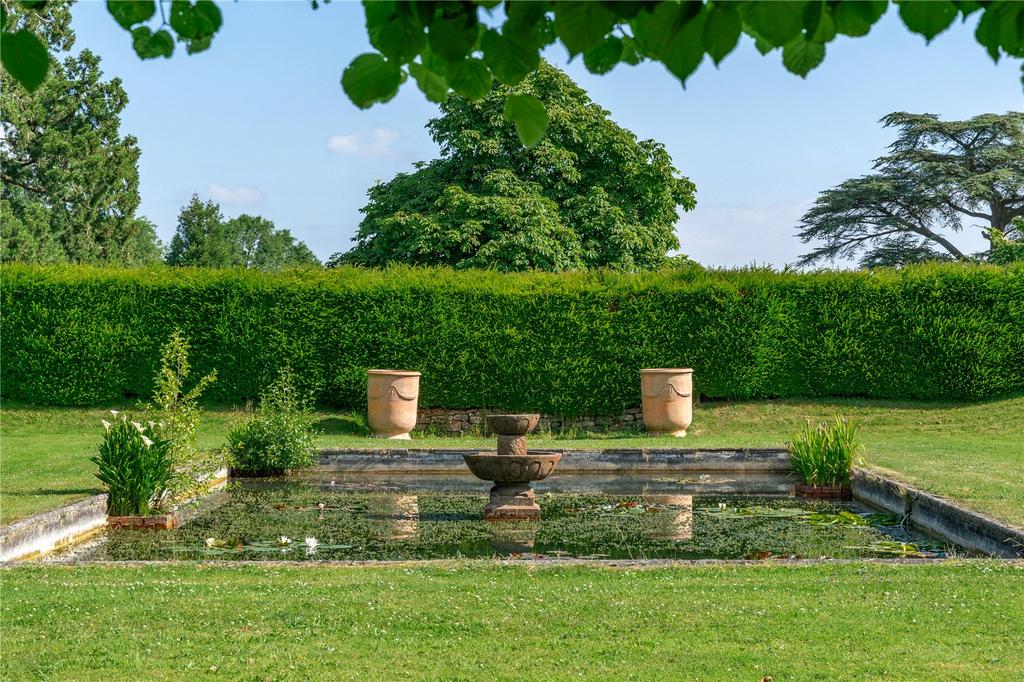 Pond &amp; Garden
