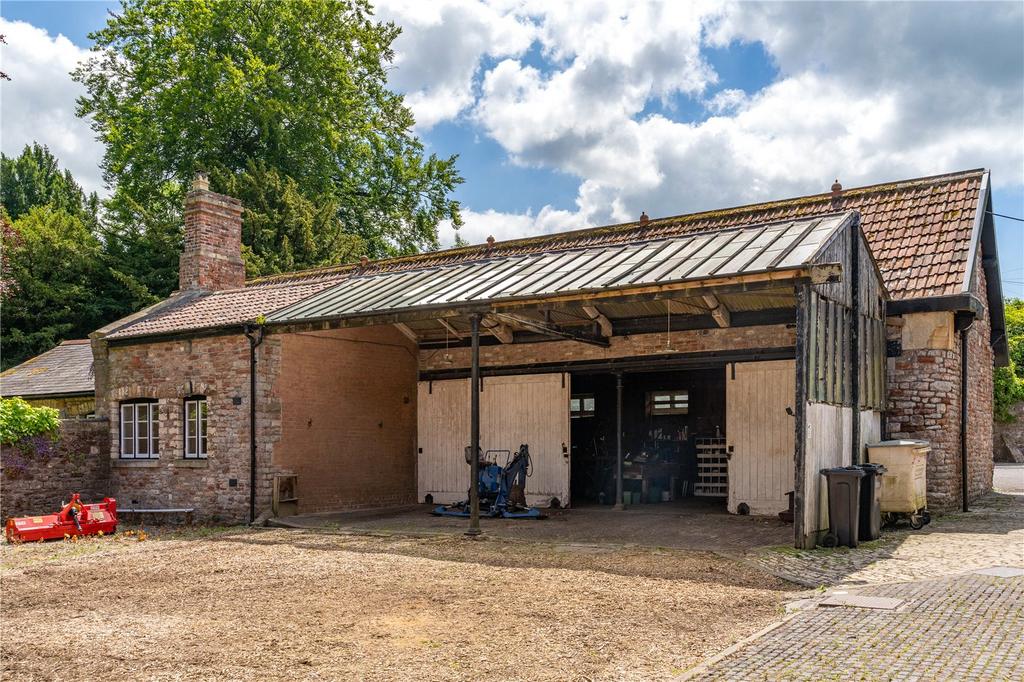 Outbuilding
