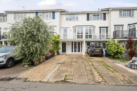 3 bedroom terraced house for sale, Conyer Quay, Conyer, Sittingbourne, Kent, ME9